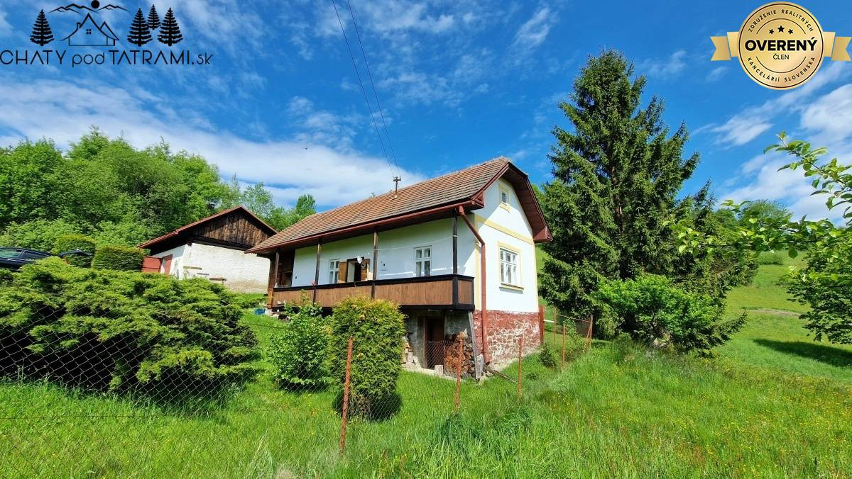 Chalúpka, polosamota, 1,9 ha pozemok, výhľad na Nízke Tatry 