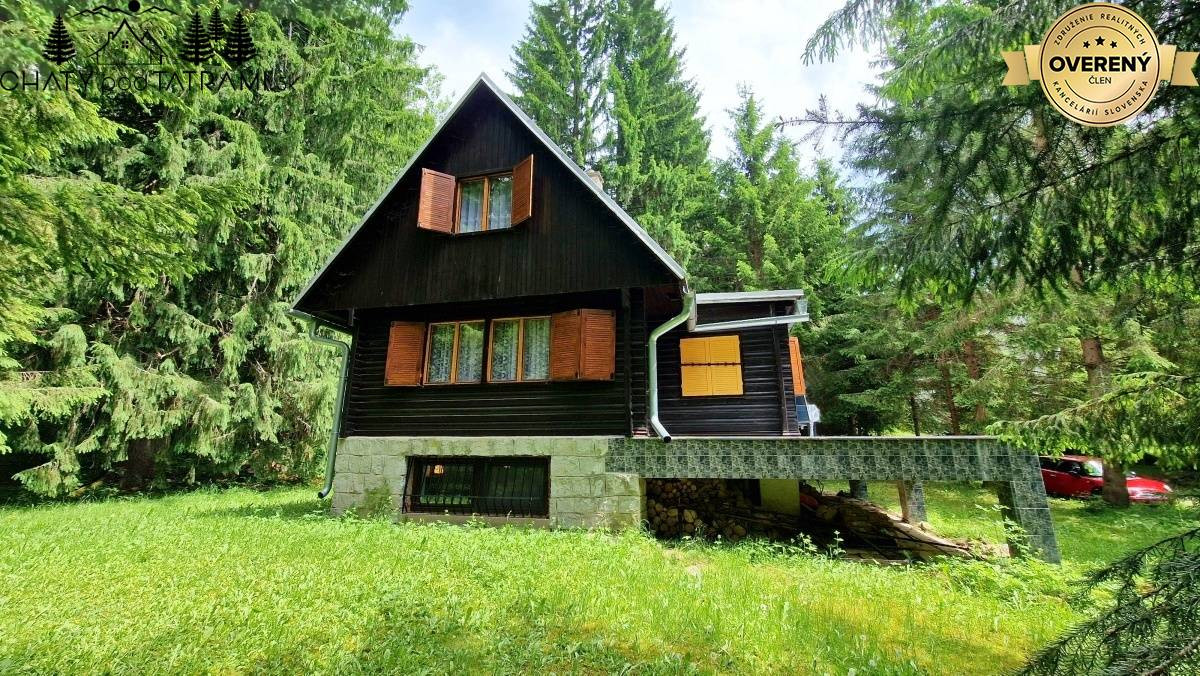 4i chata v lese pri potôčiku Krpáčovo Nízke Tatry