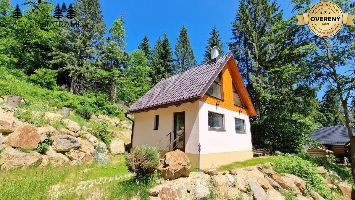 Nové chaty v lese Krpáčovo Nízke Tatry