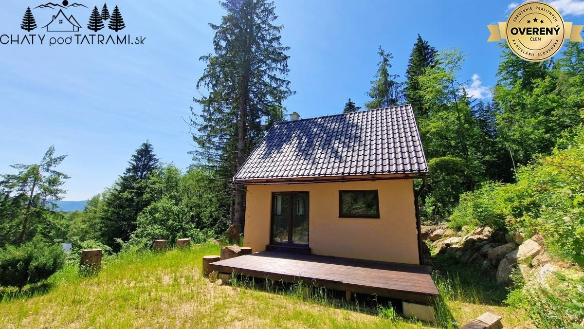 Nové chaty v lese Krpáčovo Nízke Tatry