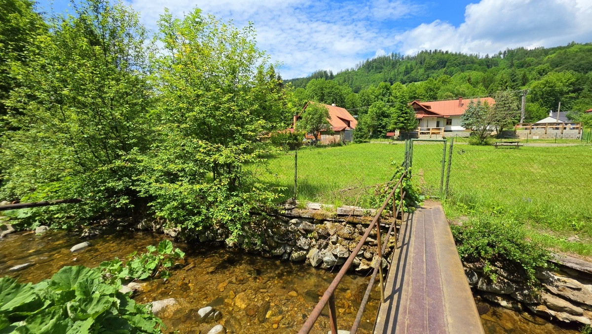 Stavebný pozemok s IS pri potoku Bystrá Nízke Tatry