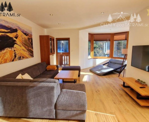 Priestranný byt s garážou Rezidencia Romantika Trangoška 