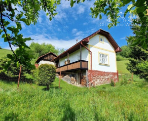 Chalúpka, polosamota, 1,9 ha pozemok, výhľad na Nízke Tatry 