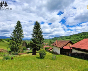 Chalúpka, polosamota, 1,9 ha pozemok, výhľad na Nízke Tatry 