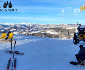 Chalúpka, polosamota, 1,9 ha pozemok, výhľad na Nízke Tatry 