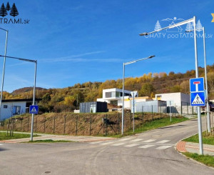 Stavebný pozemok s IS v TOP lokalite Kasárne Brezno