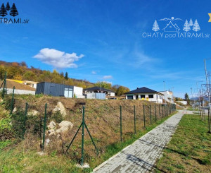 Stavebný pozemok s IS v TOP lokalite Kasárne Brezno