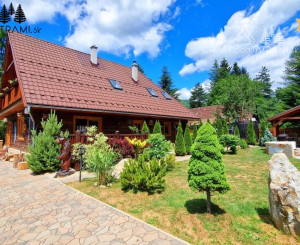 Dvojapartmánová štýlová drevenica Mýto... Nízke Tatry