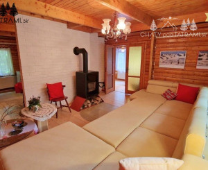 4i chata v lese pri potôčiku Krpáčovo Nízke Tatry