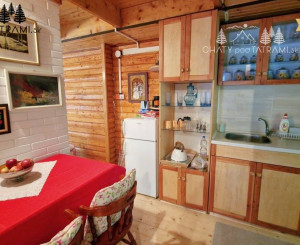 4i chata v lese pri potôčiku Krpáčovo Nízke Tatry