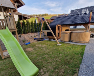 Dvojapartmánový dom pod lyžiarskym svahom Čierny Balog