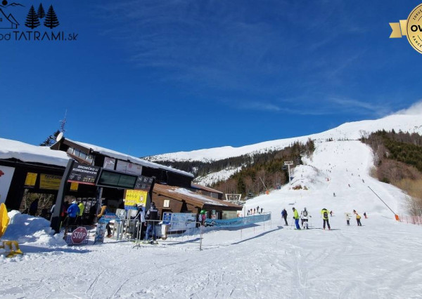 Priestranný byt s garážou Rezidencia Romantika Trangoška 