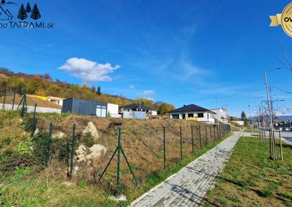 Stavebný pozemok s IS v TOP lokalite Kasárne Brezno