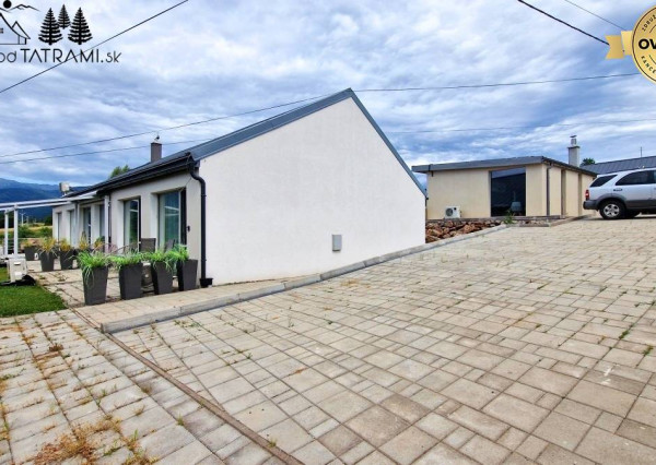 2i apartmán v rekreačnom komplexe s bazénom Nízke Tatry