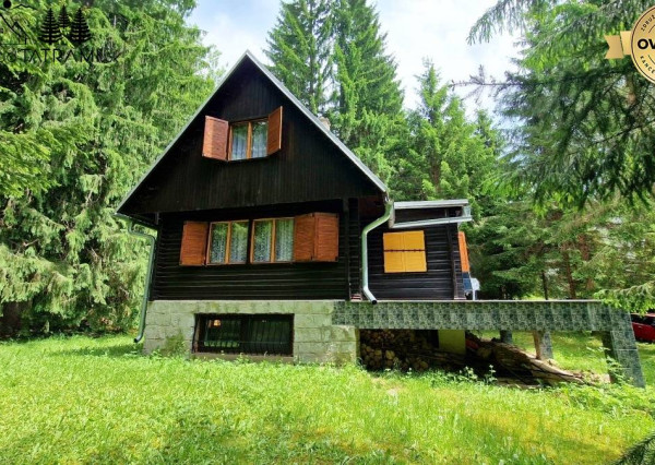 4i chata v lese pri potôčiku Krpáčovo Nízke Tatry