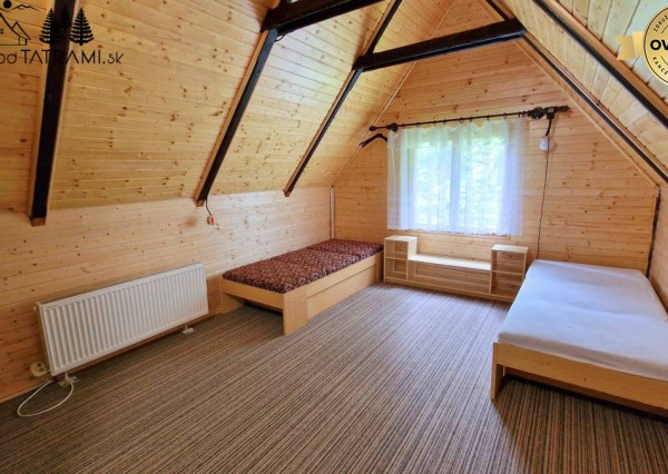 4i chata v lese pri potôčiku Krpáčovo Nízke Tatry