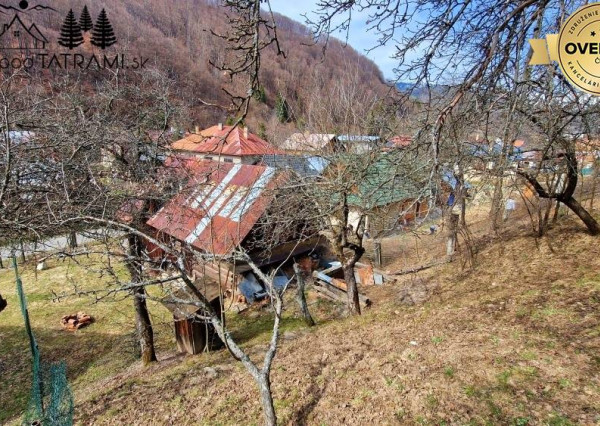 Stavebný pozemok na pokojnom mieste Mýto Nízke Tatry