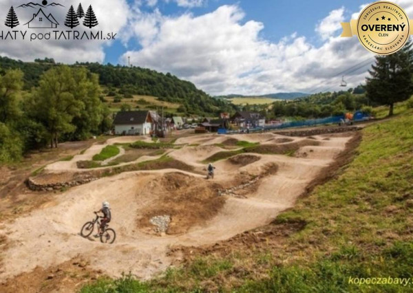 PREDPREDAJ – Nové chaty v lyžiarskom stredisku Nízke Tatry