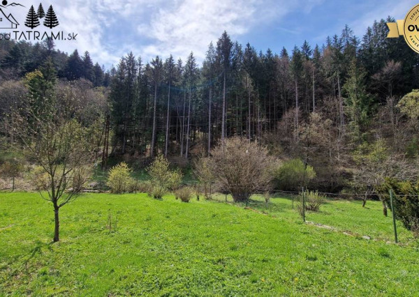Rovinatý stavebný pozemok s IS Bystrá Nízke Tatry
