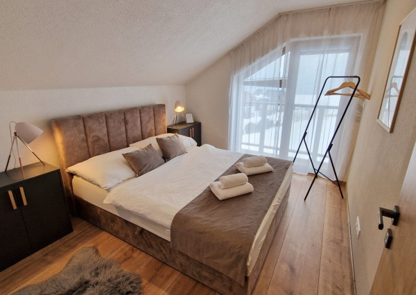 Dvojapartmánový dom pod lyžiarskym svahom Čierny Balog