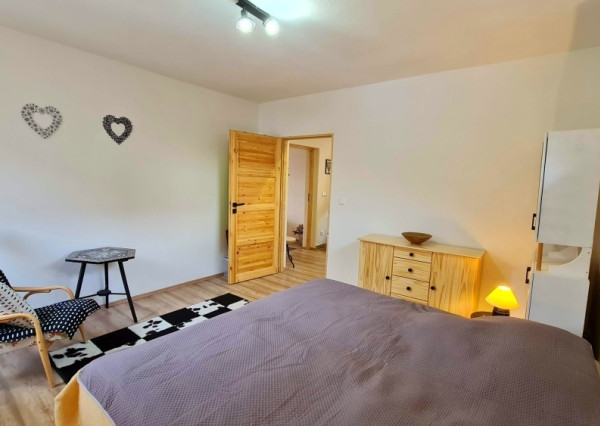 ZĽAVA Dom pre veľké skupiny, ktorý zarába Mýto – Nízke Tatry