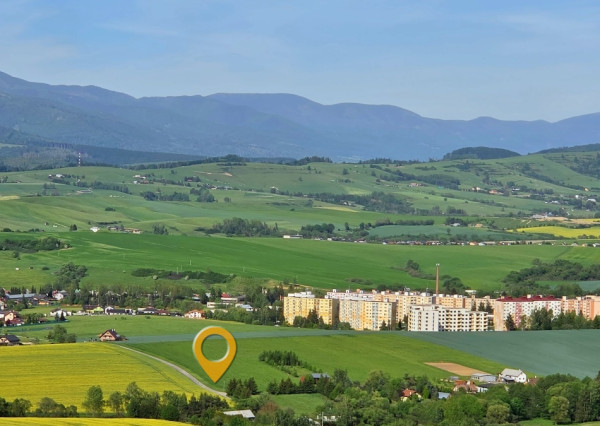 Slnečný pozemok s výhľadom na Nízke Tatry