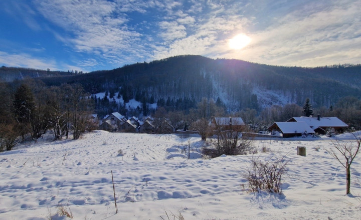 Investičný pozemok 500m od ski&bike Mýto pod Ďumbierom - fotografia 8