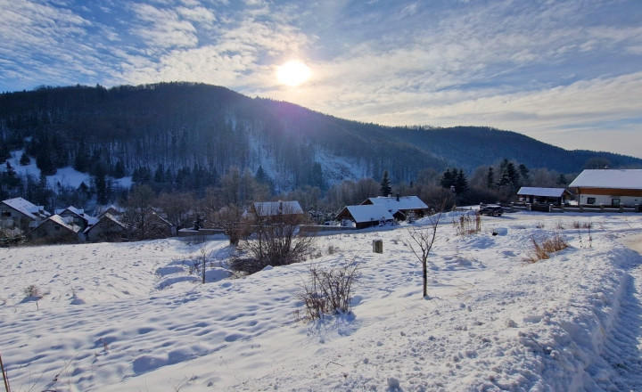 Investičný pozemok 500m od ski&bike Mýto pod Ďumbierom - fotografia 7