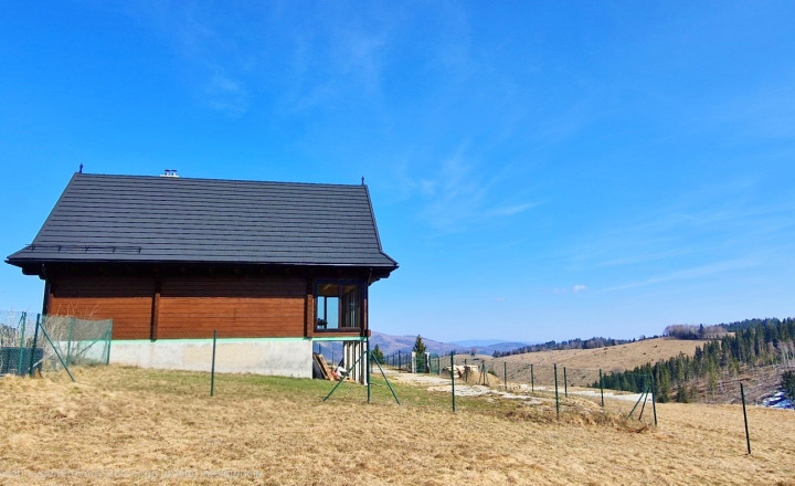 Precízna drevostavba nad mrakmi s bezkonkurenčným výhľadom - fotografia 5