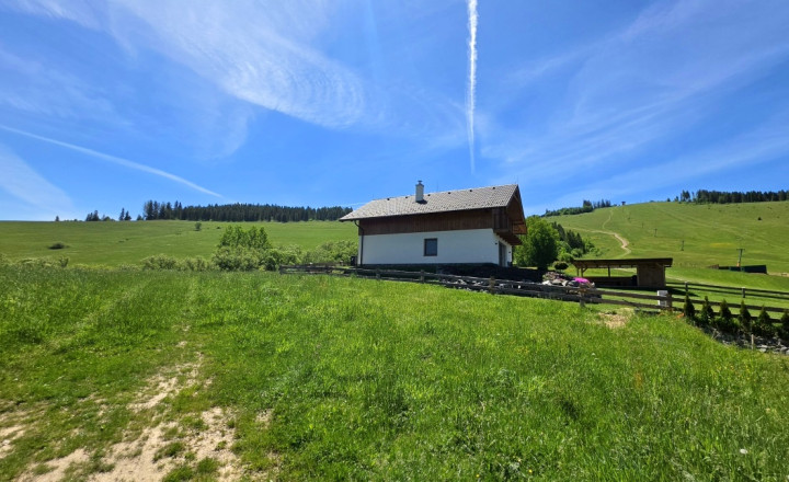 Unikátny stavebný pozemok pod lyžiarskym svahom Čierny Balog - fotografia 3