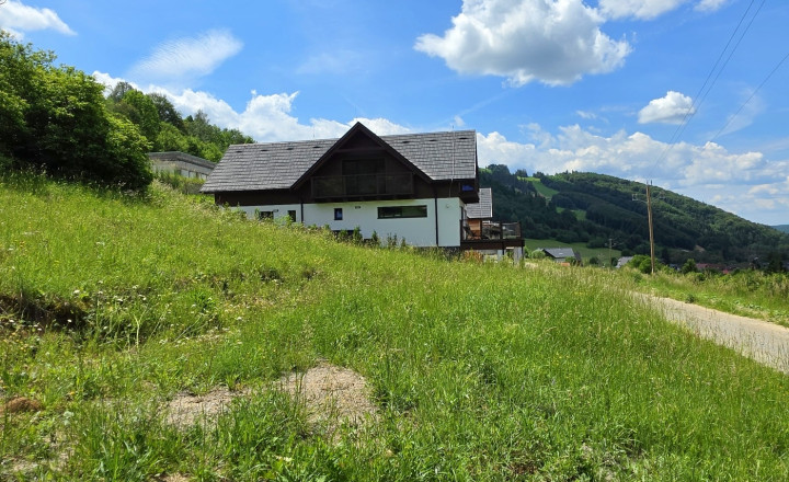 Stavebný pozemok s panoramatickým výhľadom Mýto Nízke Tatry - fotografia 2