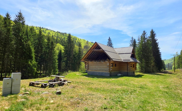 Kanadský zrub v top lokalite Tále – Nízke Tatry - fotografia 6