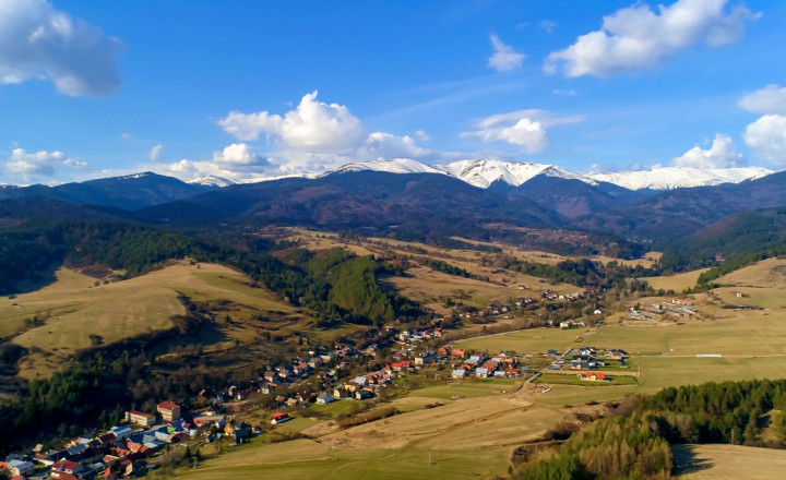 Exkluzívna horská novostavba s výhľadom na Nízke Tatry - fotografia 28